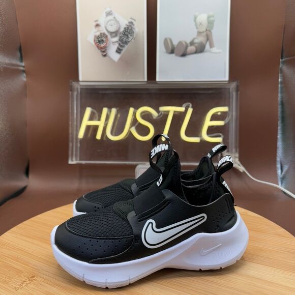 Nike Flex Runner 3 Toddler Size 10C Black/White Sneakers - Picture 2 of 10